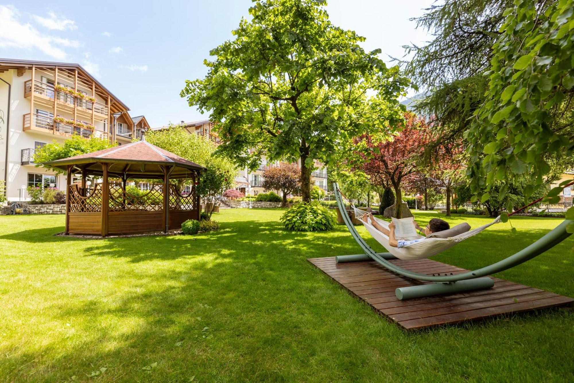 Hotel Lido - Slow & Natural Living Molveno Exterior photo