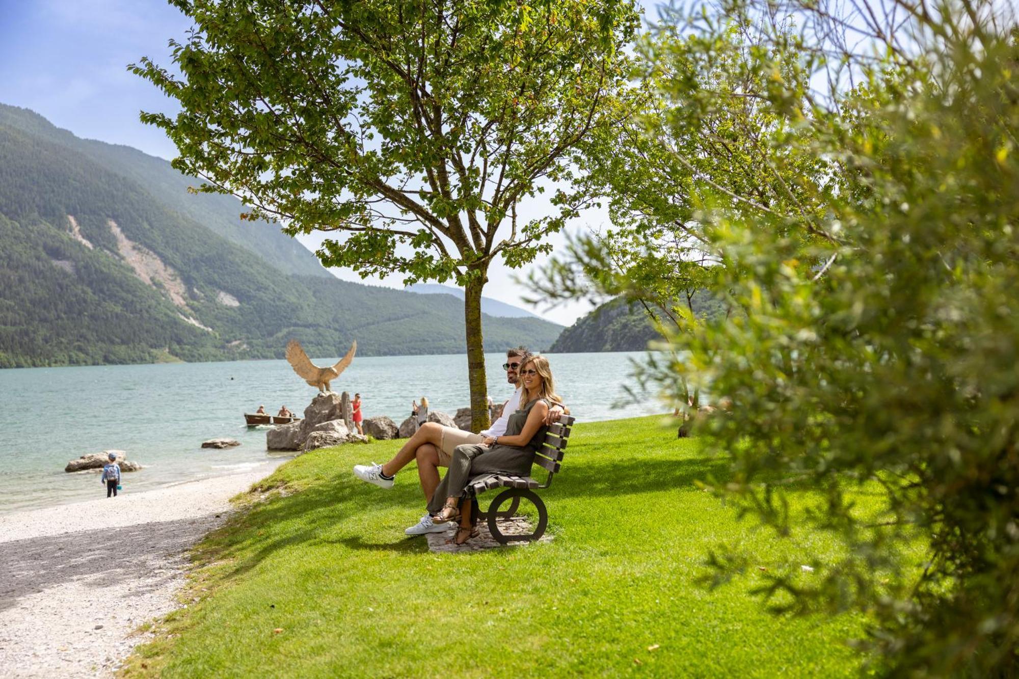 Hotel Lido - Slow & Natural Living Molveno Exterior photo